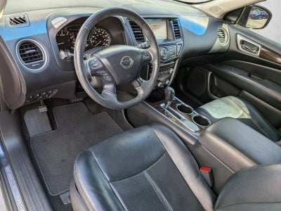 2015 Nissan Pathfinder 2WD 4dr Platinum