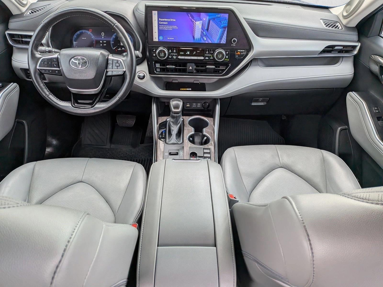 2024 Toyota Highlander Platinum FWD (Natl)