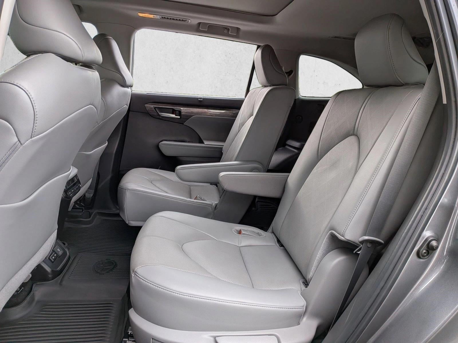 2024 Toyota Highlander Platinum FWD (Natl)