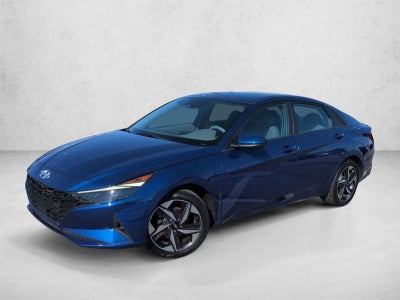 2023 Hyundai ELANTRA SEL IVT