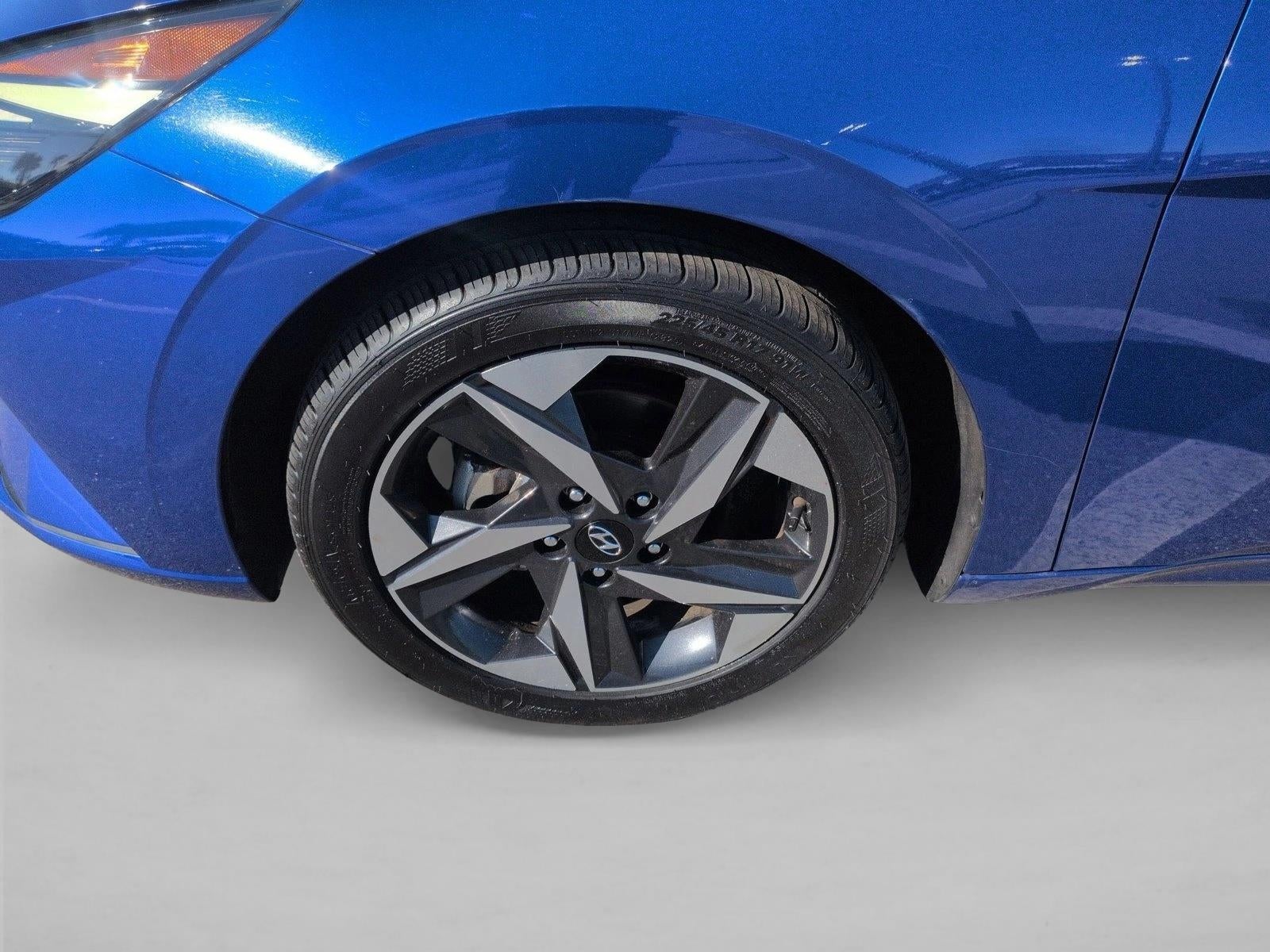 2023 Hyundai ELANTRA SEL IVT