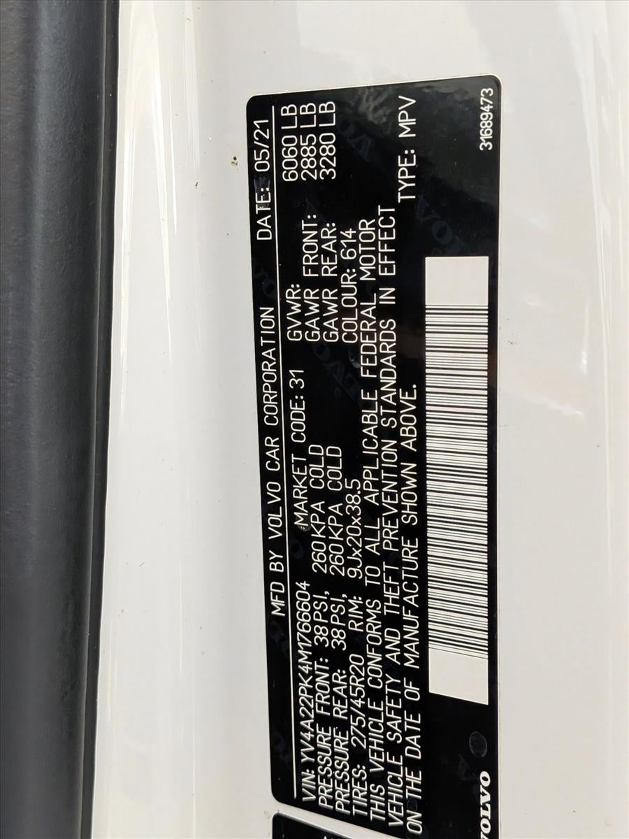 2021 Volvo XC90 T6 AWD Momentum 7P