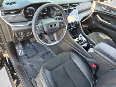 2025 Jeep Grand Cherokee Altitude X 4x2