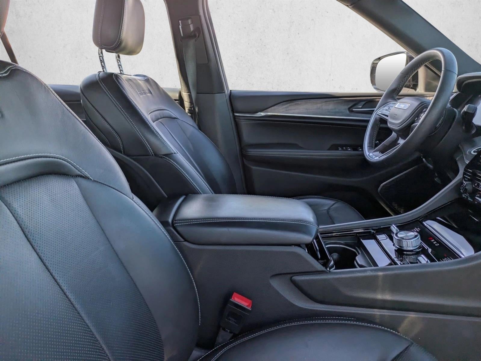 2023 Jeep Grand Cherokee L Overland 4x4