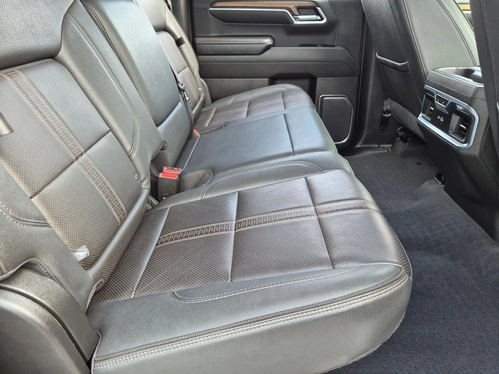 2022 Chevrolet Silverado 1500 Crew Cab Short Box 4-Wheel Drive High Country