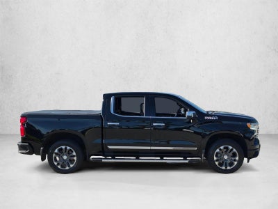 2022 Chevrolet Silverado 1500 Crew Cab Short Box 4-Wheel Drive High Country