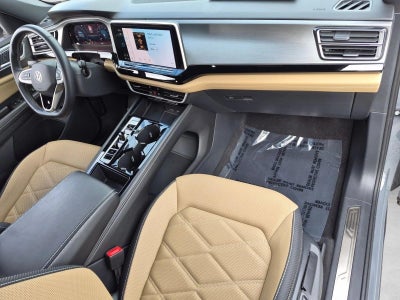 2024 Volkswagen Atlas Cross Sport 2.0T SE w/Technology FWD