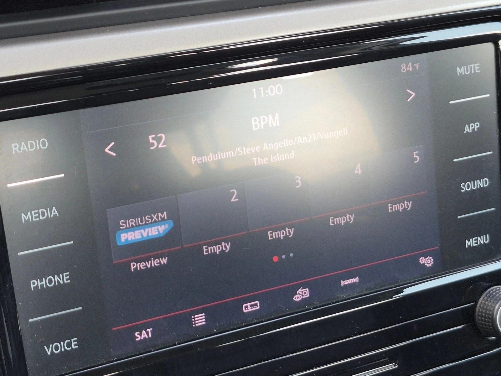 2022 Volkswagen Passat 2.0T SE Auto