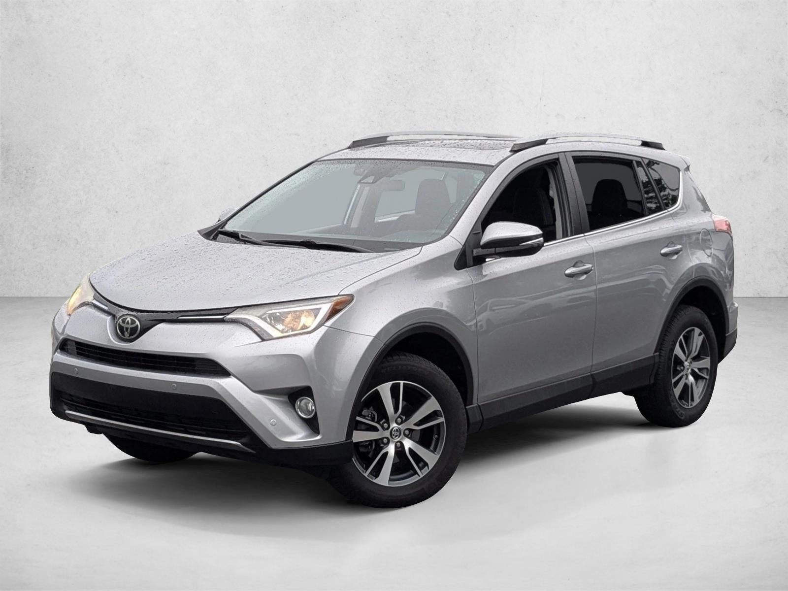 2018 Toyota RAV4 XLE FWD (GS)