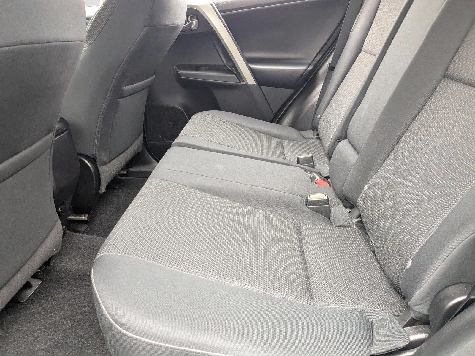 2018 Toyota RAV4 XLE FWD (GS)