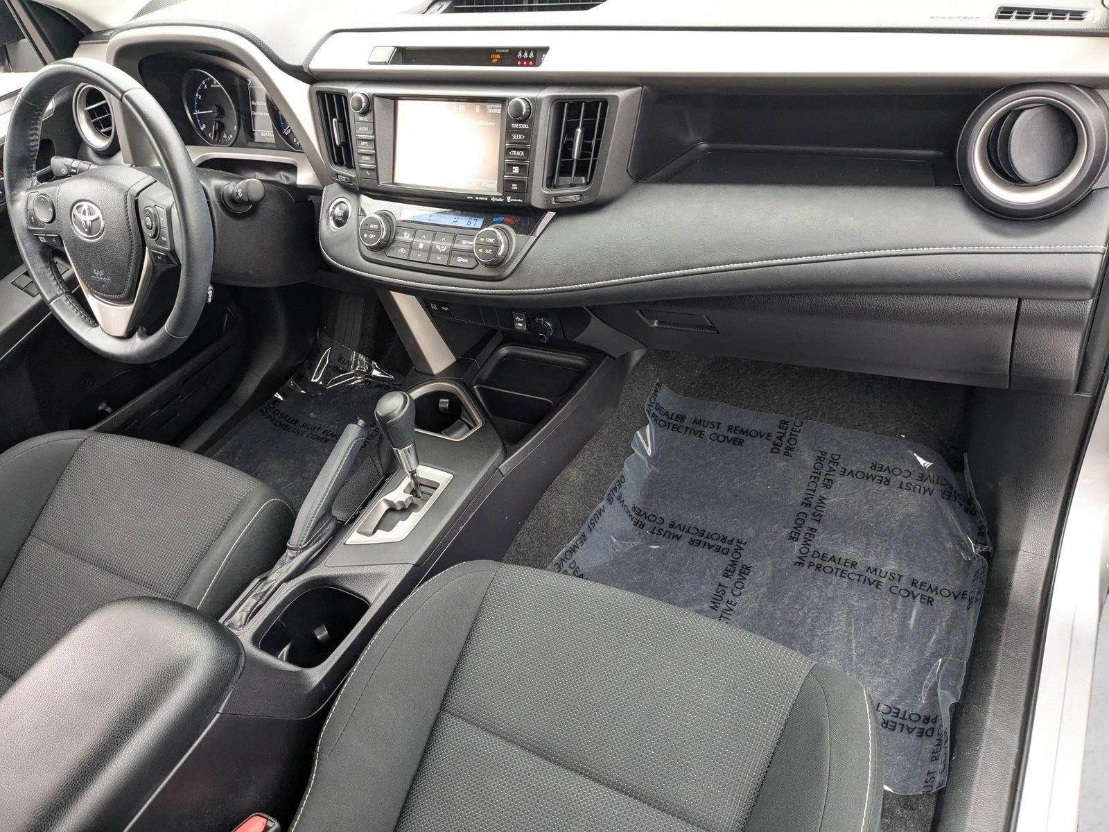 2018 Toyota RAV4 XLE FWD (GS)