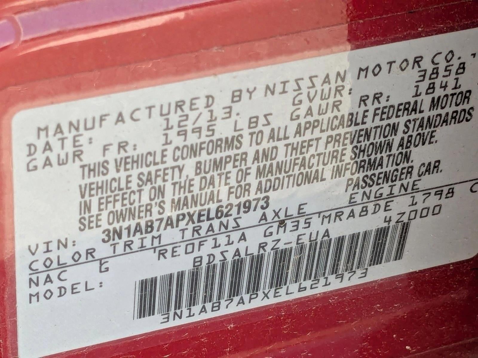 2014 Nissan Sentra 4dr Sdn I4 CVT SR