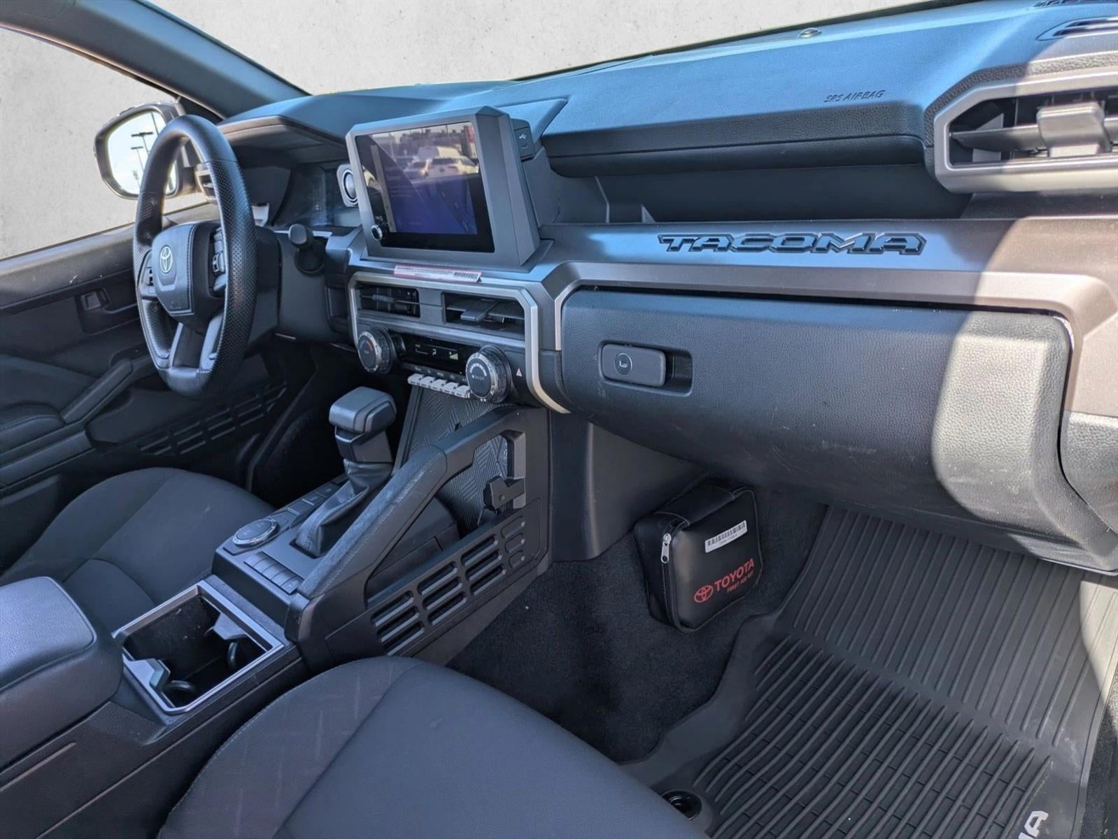 2024 Toyota Tacoma 2WD 2WD SR5 Double Cab 5' Bed AT (SE)