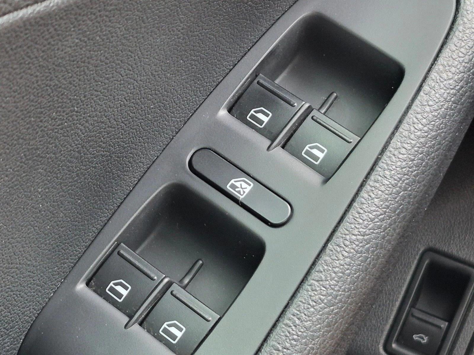 2016 Volkswagen Jetta 4dr Auto 1.4T S Sedan