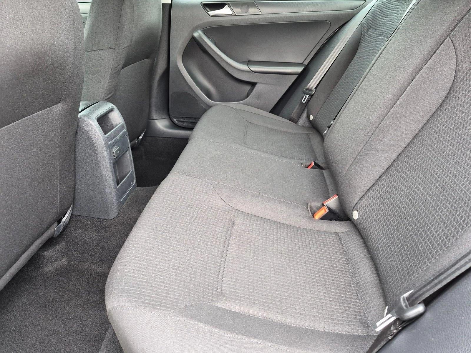 2016 Volkswagen Jetta 4dr Auto 1.4T S Sedan