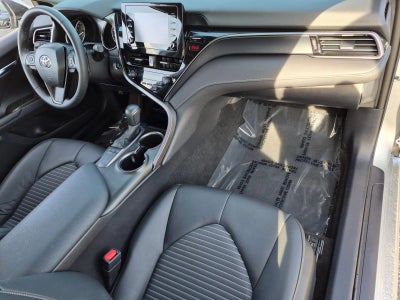2024 Toyota Camry SE Auto (SE)