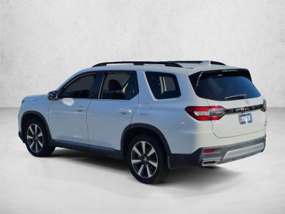 2023 Honda Pilot Touring 2WD