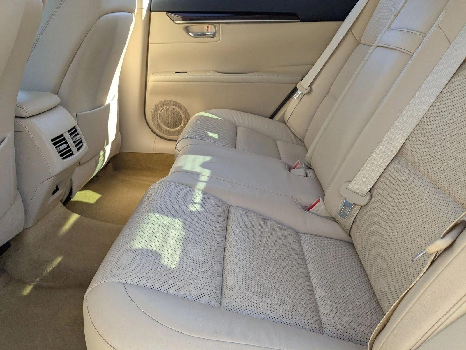 2014 Lexus ES 350 4dr Sdn