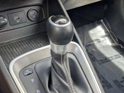 2021 Hyundai VENUE SEL IVT