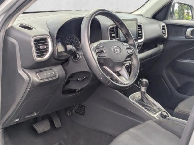 2021 Hyundai VENUE SEL IVT