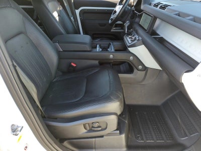 2022 Land Rover Defender 110 X-Dynamic SE AWD