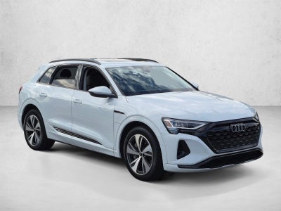 2024 Audi Q8 e-tron Premium quattro