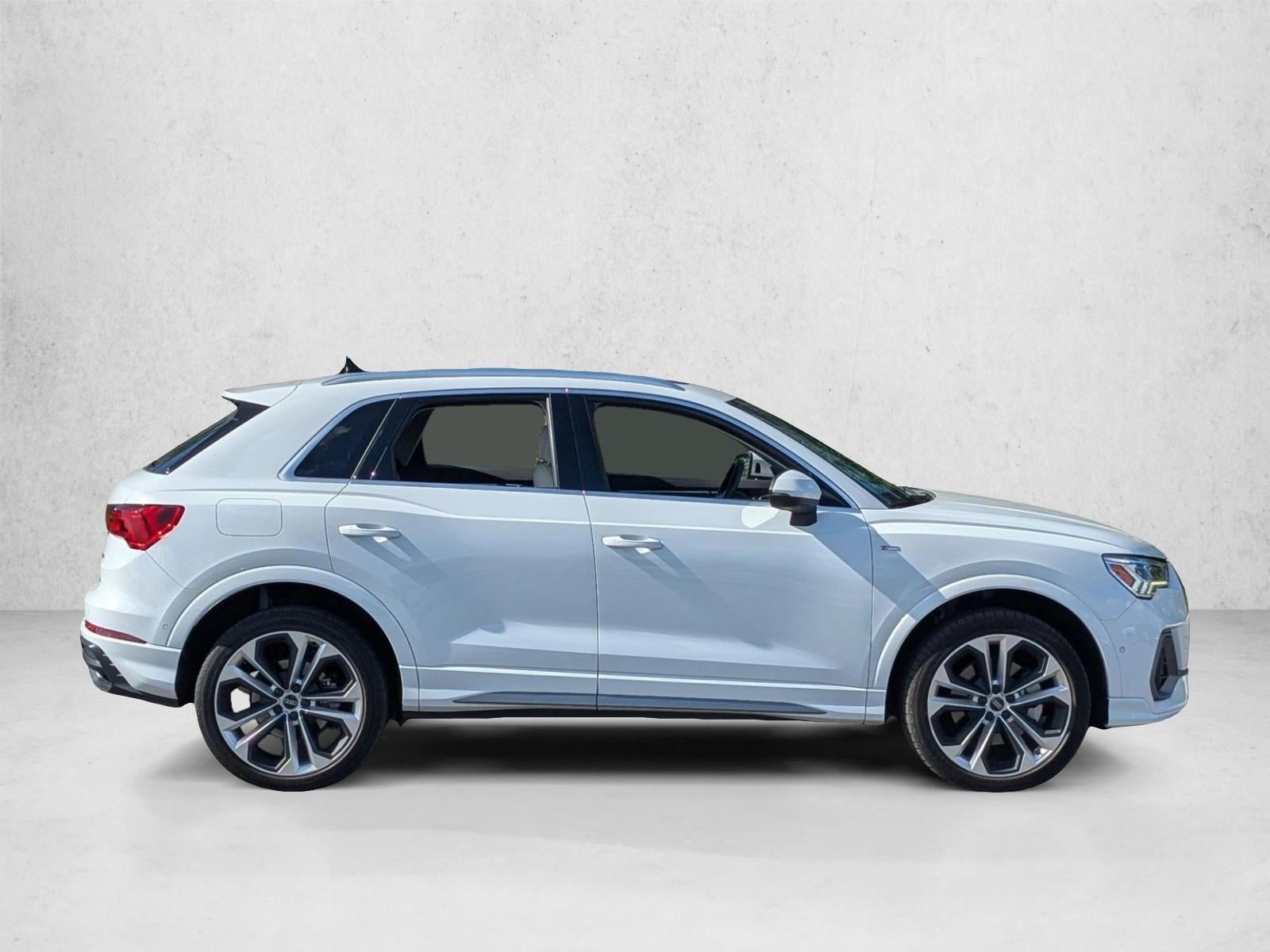 2021 Audi Q3 S line Premium Plus 45 TFSI quattro