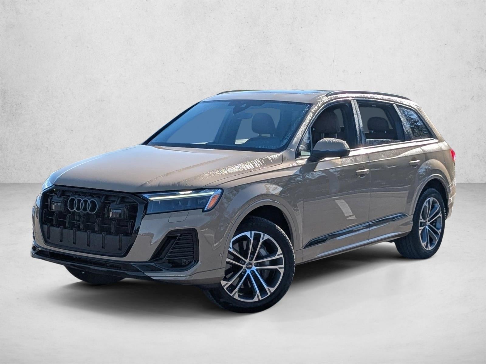 2025 Audi Q7 Premium Plus 45 TFSI quattro