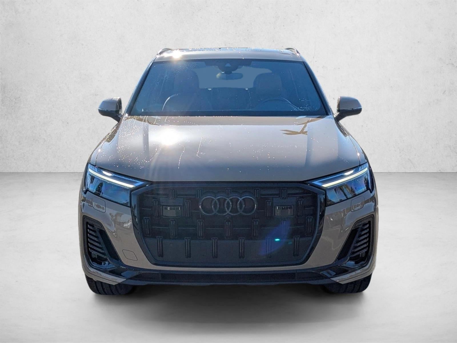 2025 Audi Q7 Premium Plus 45 TFSI quattro