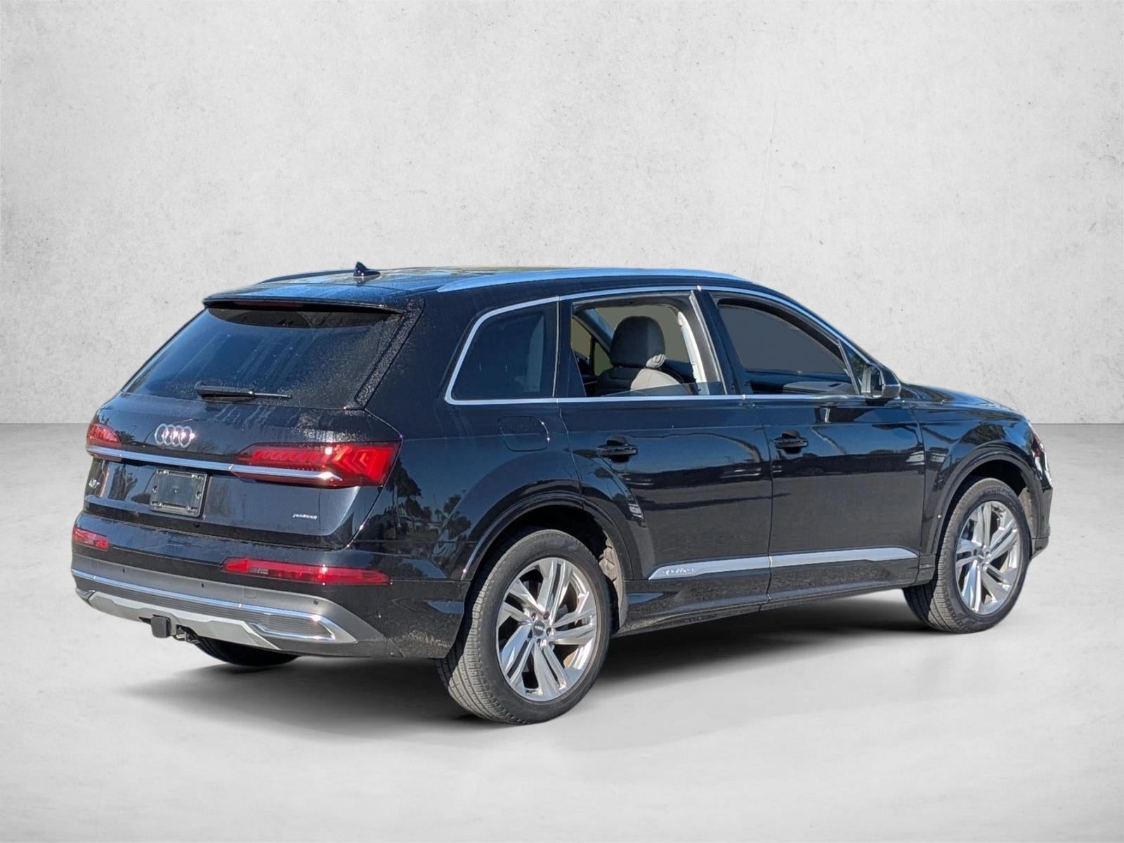 2020 Audi Q7 Premium Plus 55 TFSI quattro