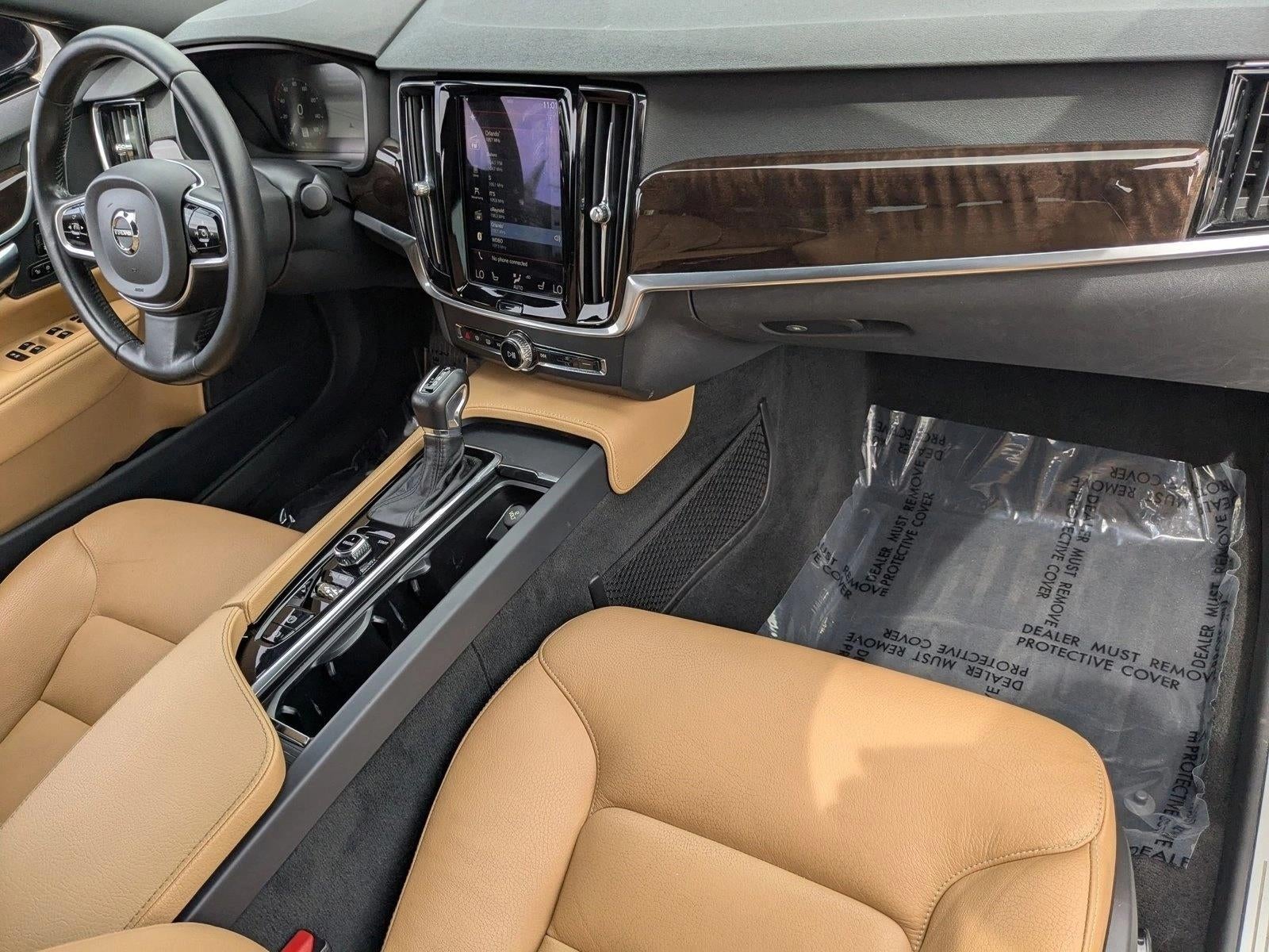 2017 Volvo S90 T5 FWD Momentum