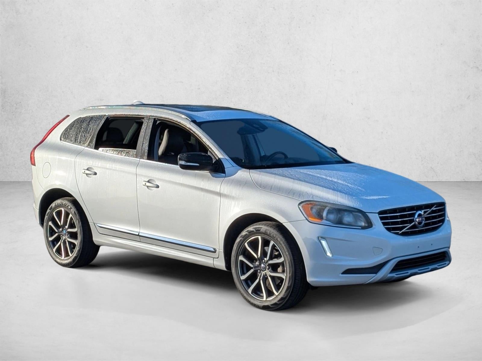 2017 Volvo XC60 T6 AWD Dynamic