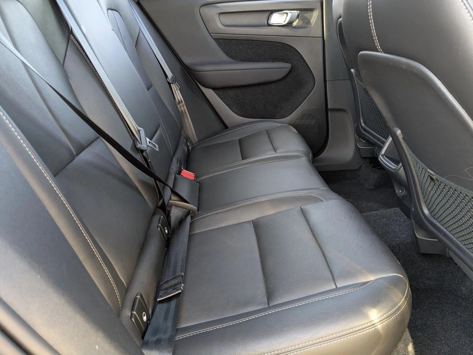 2020 Volvo XC40 T4 FWD Momentum