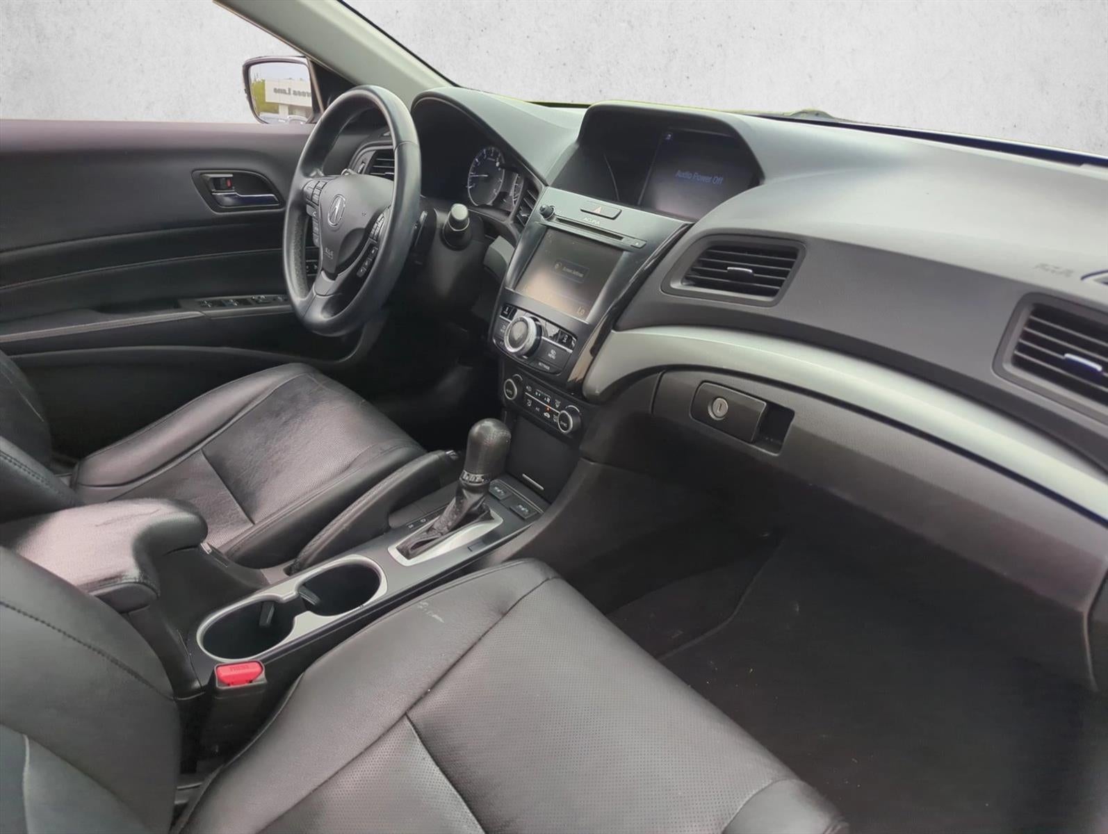 2017 Acura ILX Sedan w/Premium Pkg