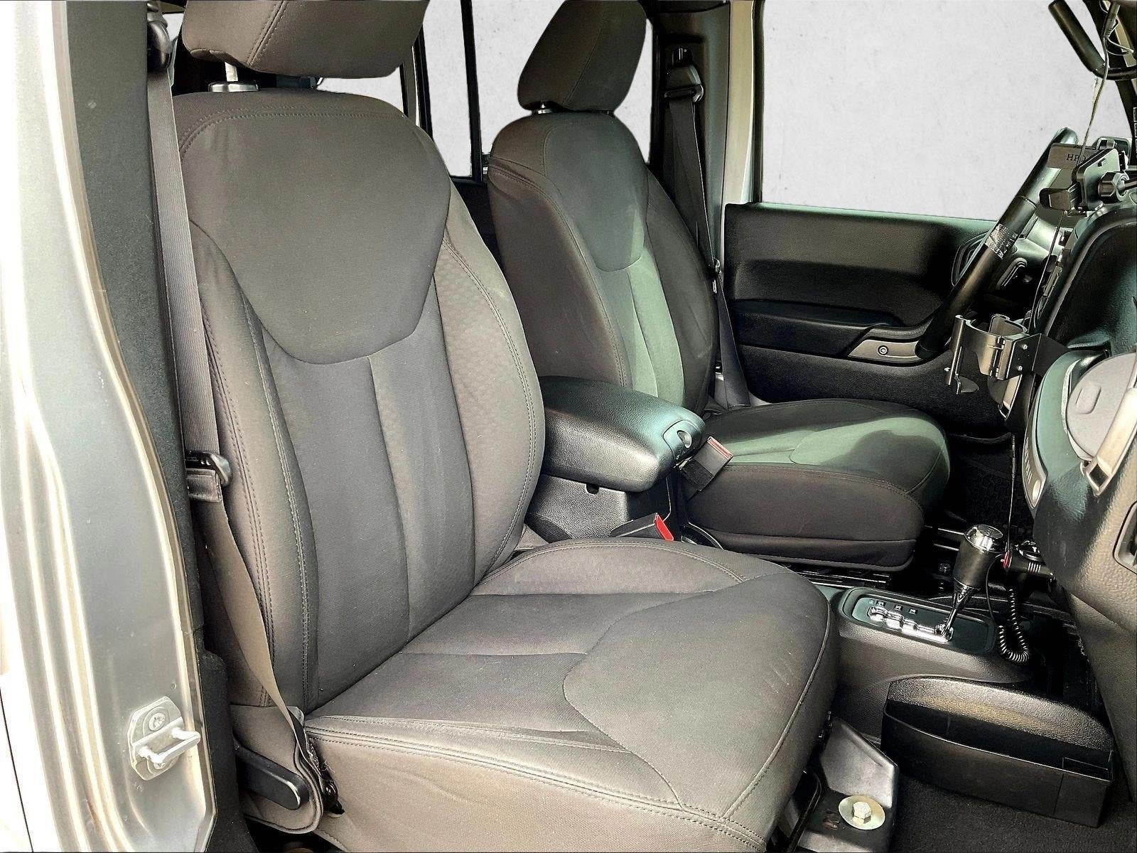 2016 Jeep Wrangler Unlimited 4WD 4dr Sport