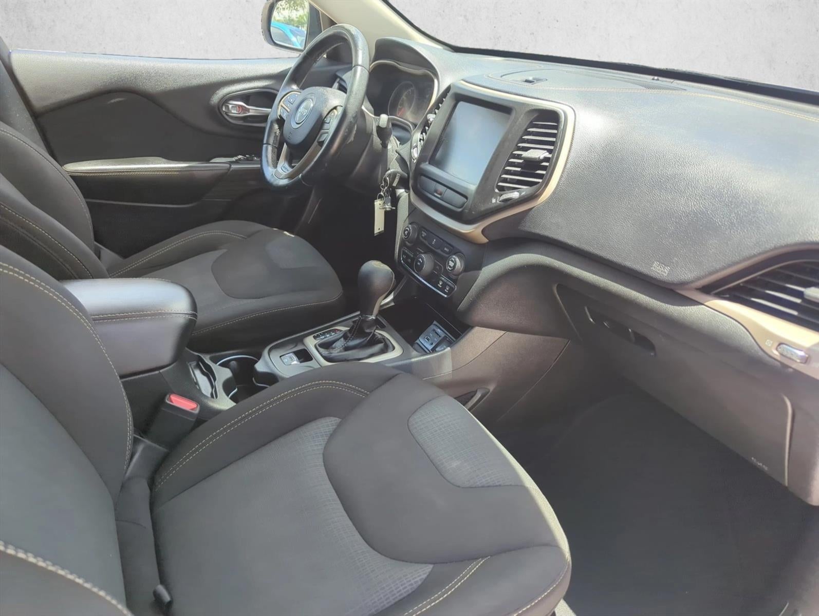 2016 Jeep Cherokee FWD 4dr Latitude