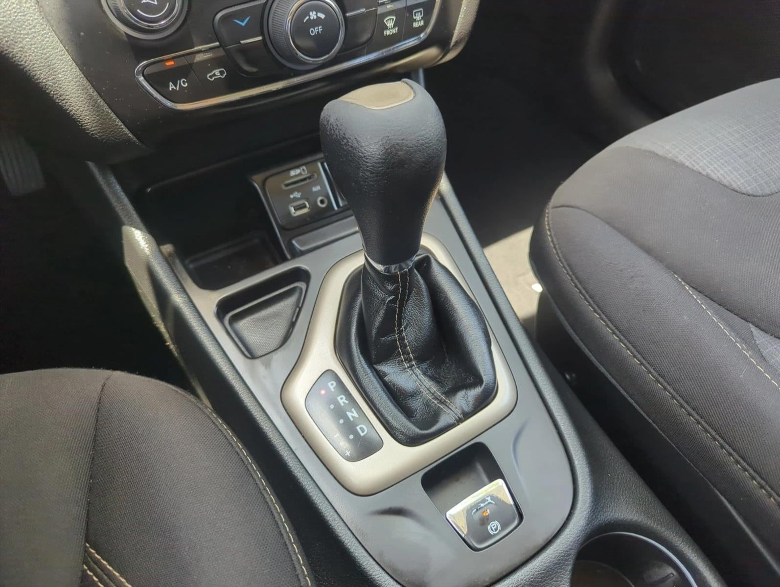2016 Jeep Cherokee FWD 4dr Latitude