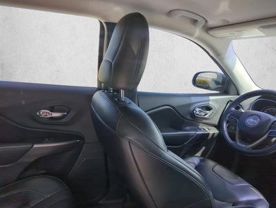 2020 Jeep Cherokee Limited FWD