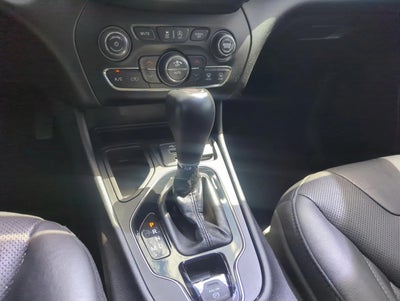 2020 Jeep Cherokee Limited FWD