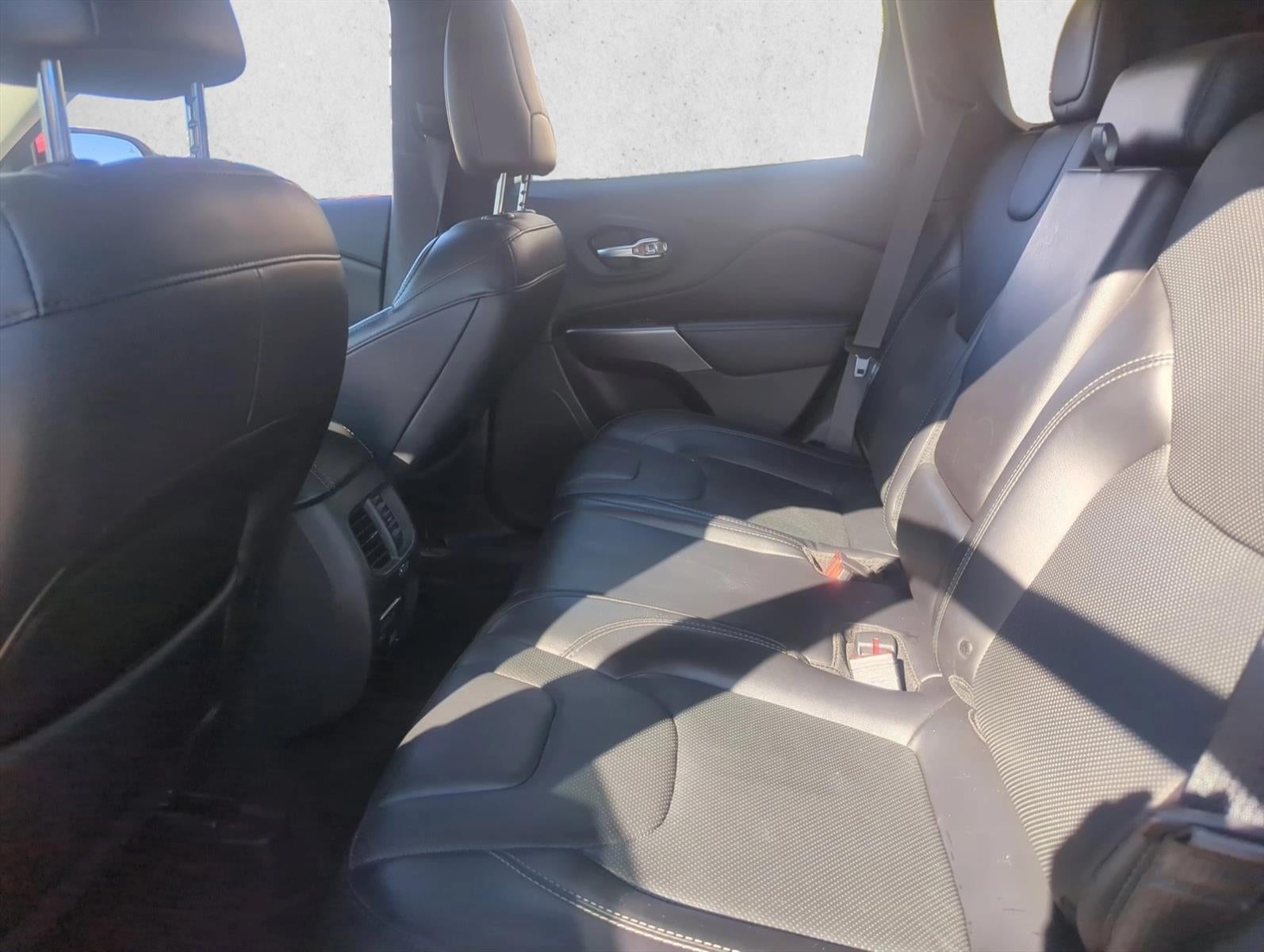 2019 Jeep Cherokee Limited FWD