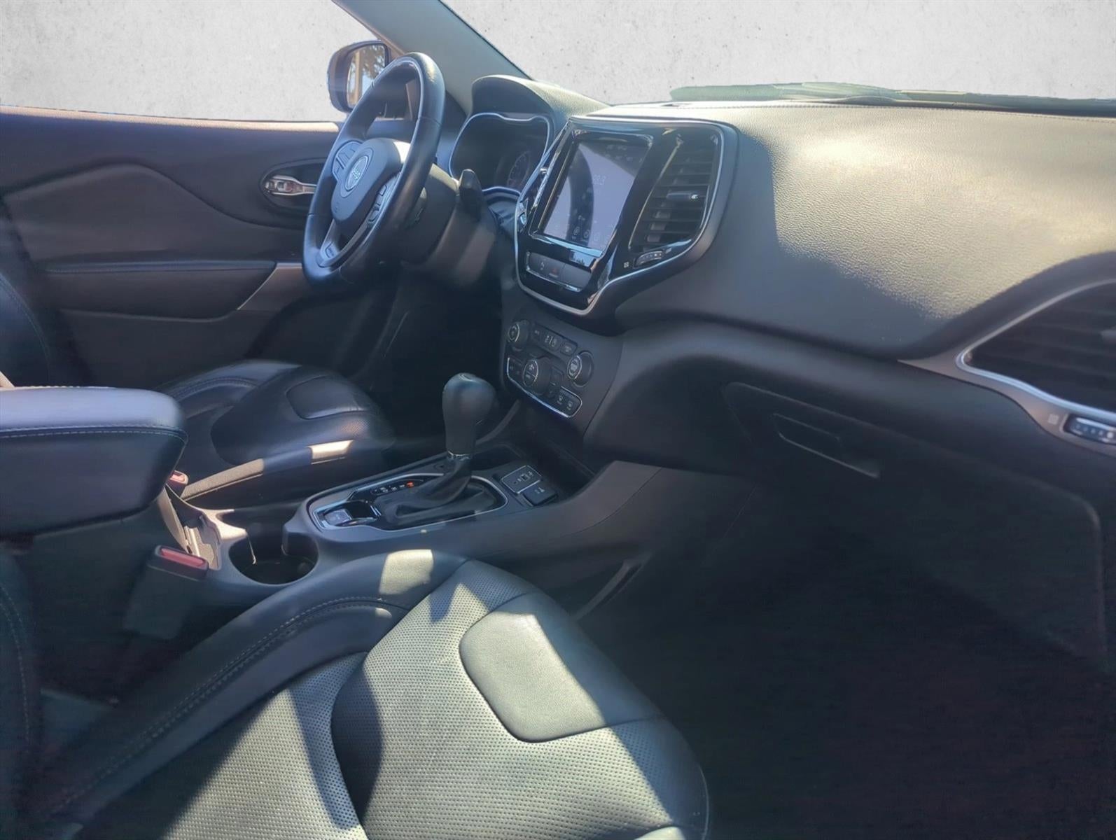 2019 Jeep Cherokee Limited FWD