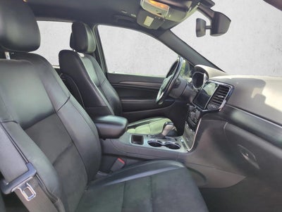 2019 Jeep Grand Cherokee Laredo E 4x2