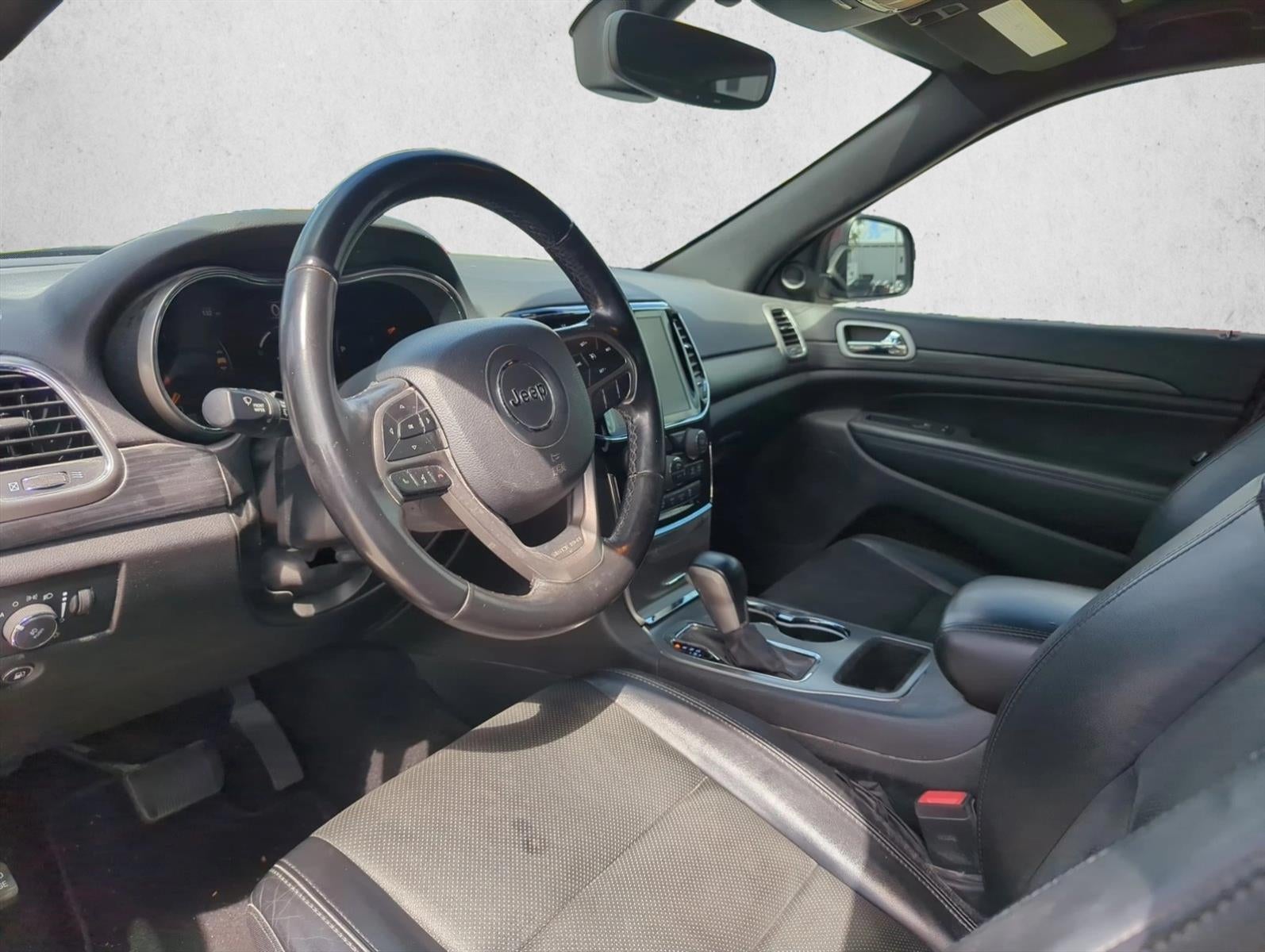 2019 Jeep Grand Cherokee Laredo E 4x2