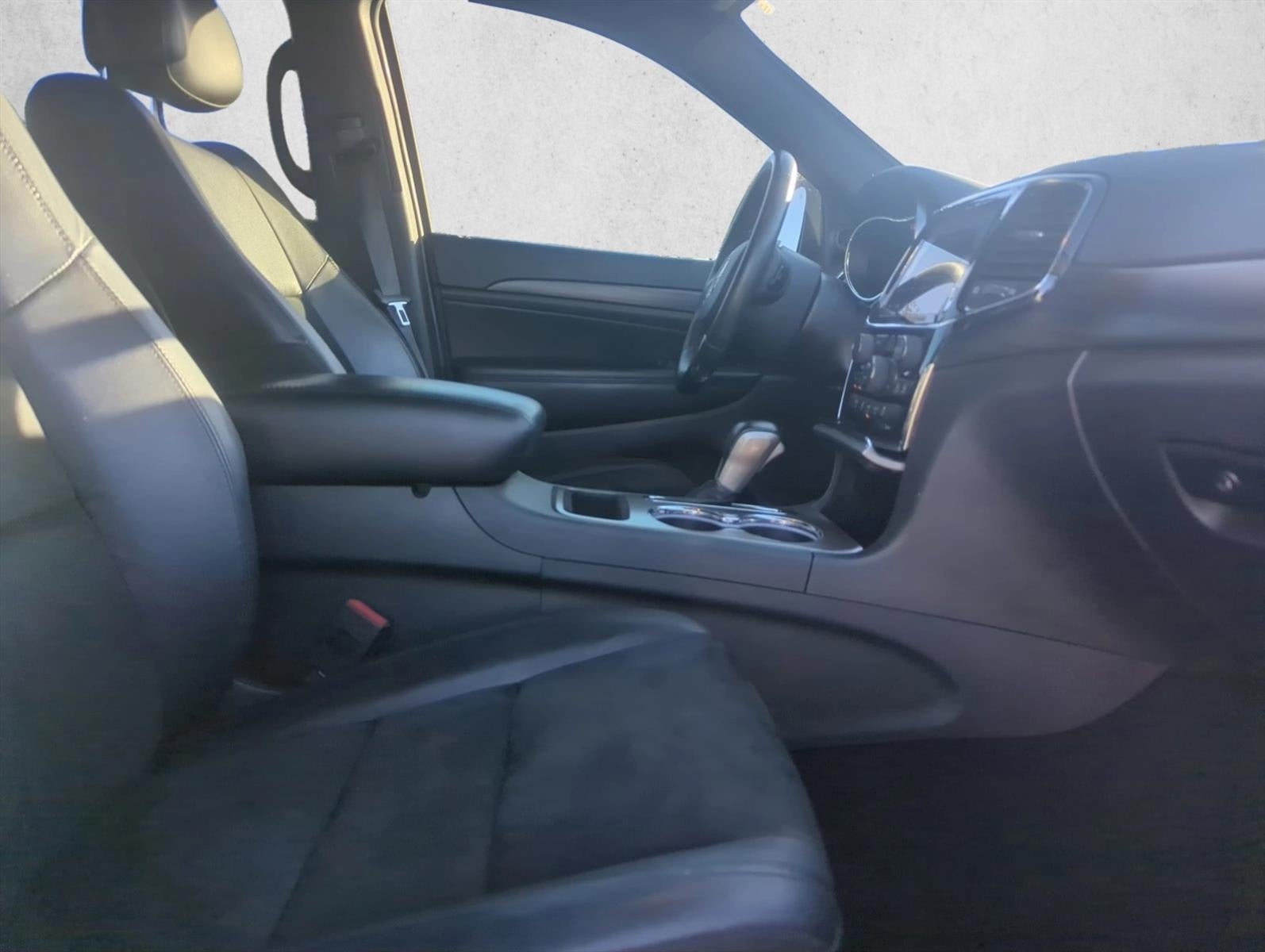 2021 Jeep Grand Cherokee Laredo X 4x2