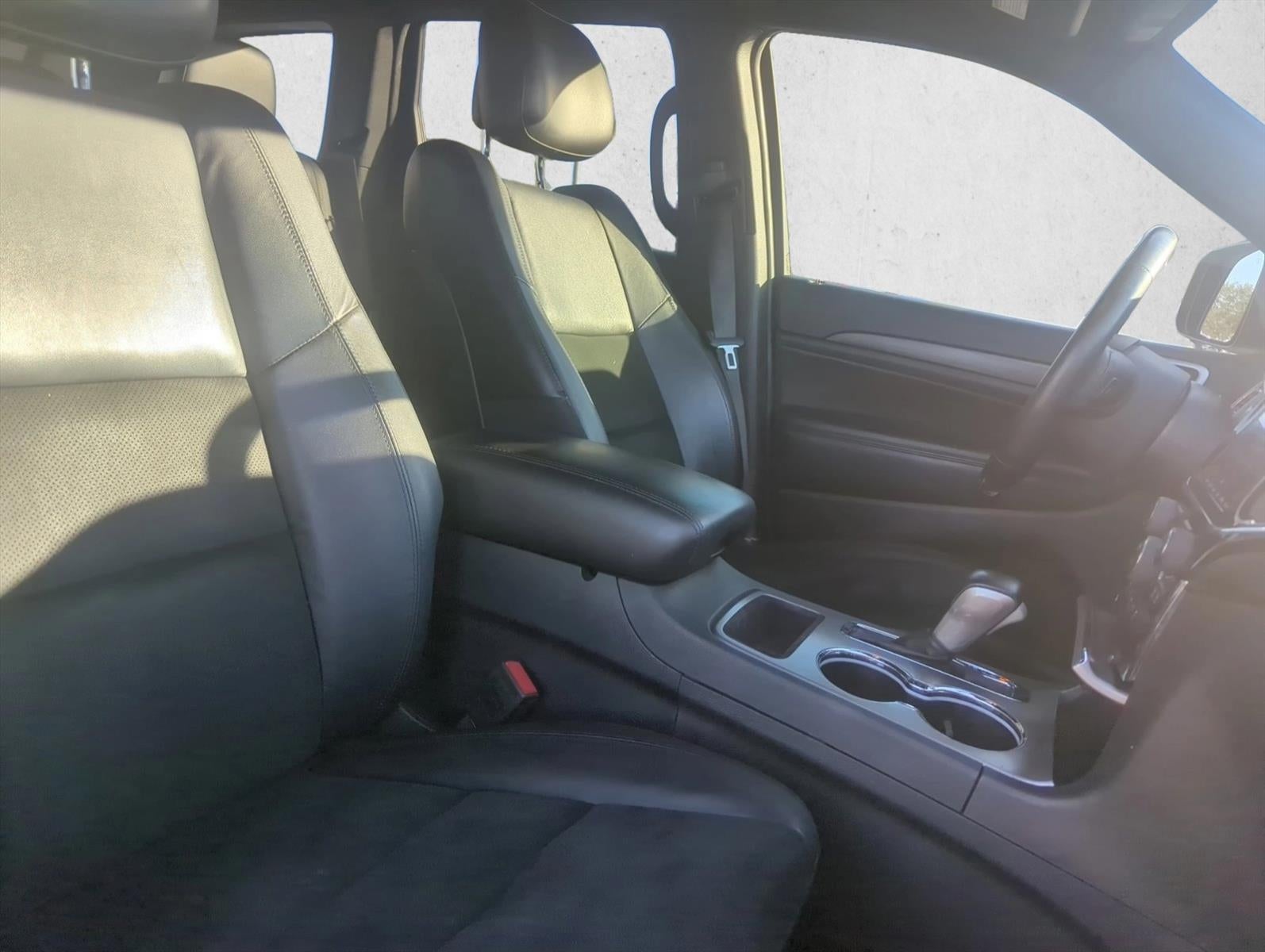 2021 Jeep Grand Cherokee Laredo X 4x2