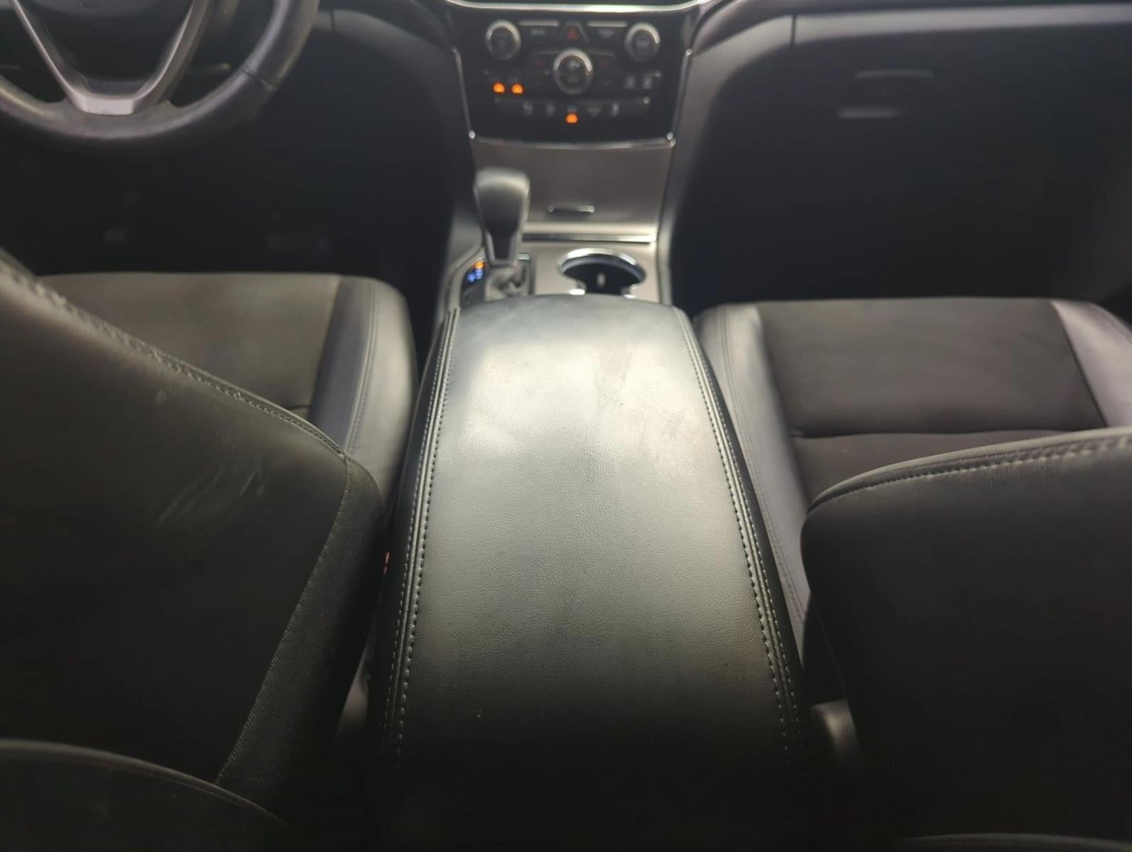 2019 Jeep Grand Cherokee Altitude 4x2