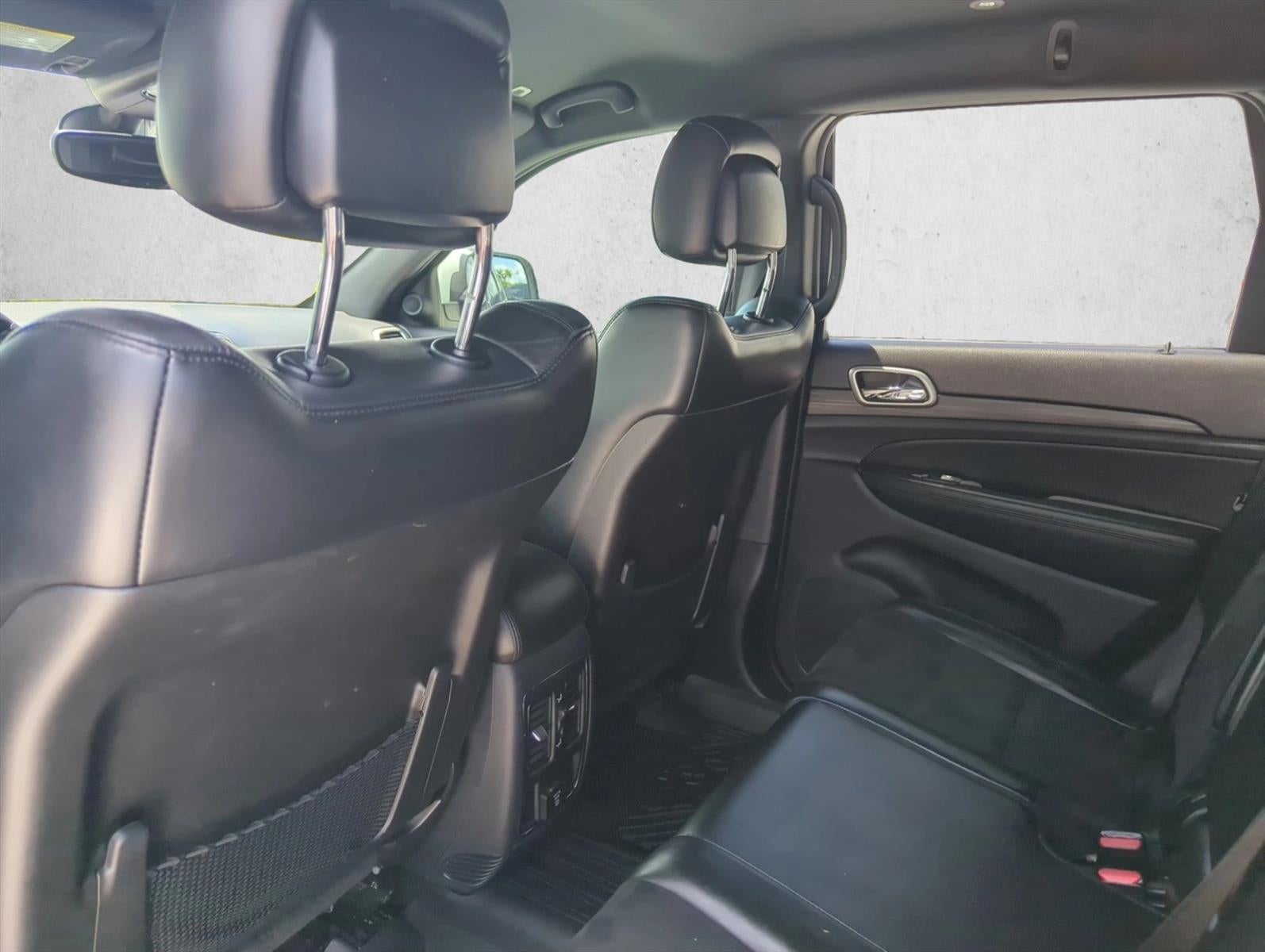 2019 Jeep Grand Cherokee Altitude 4x2