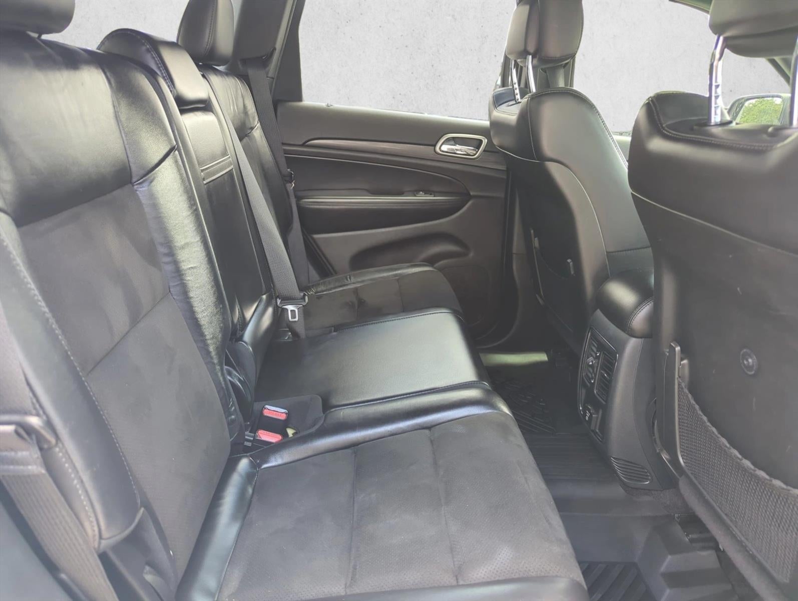 2019 Jeep Grand Cherokee Altitude 4x2