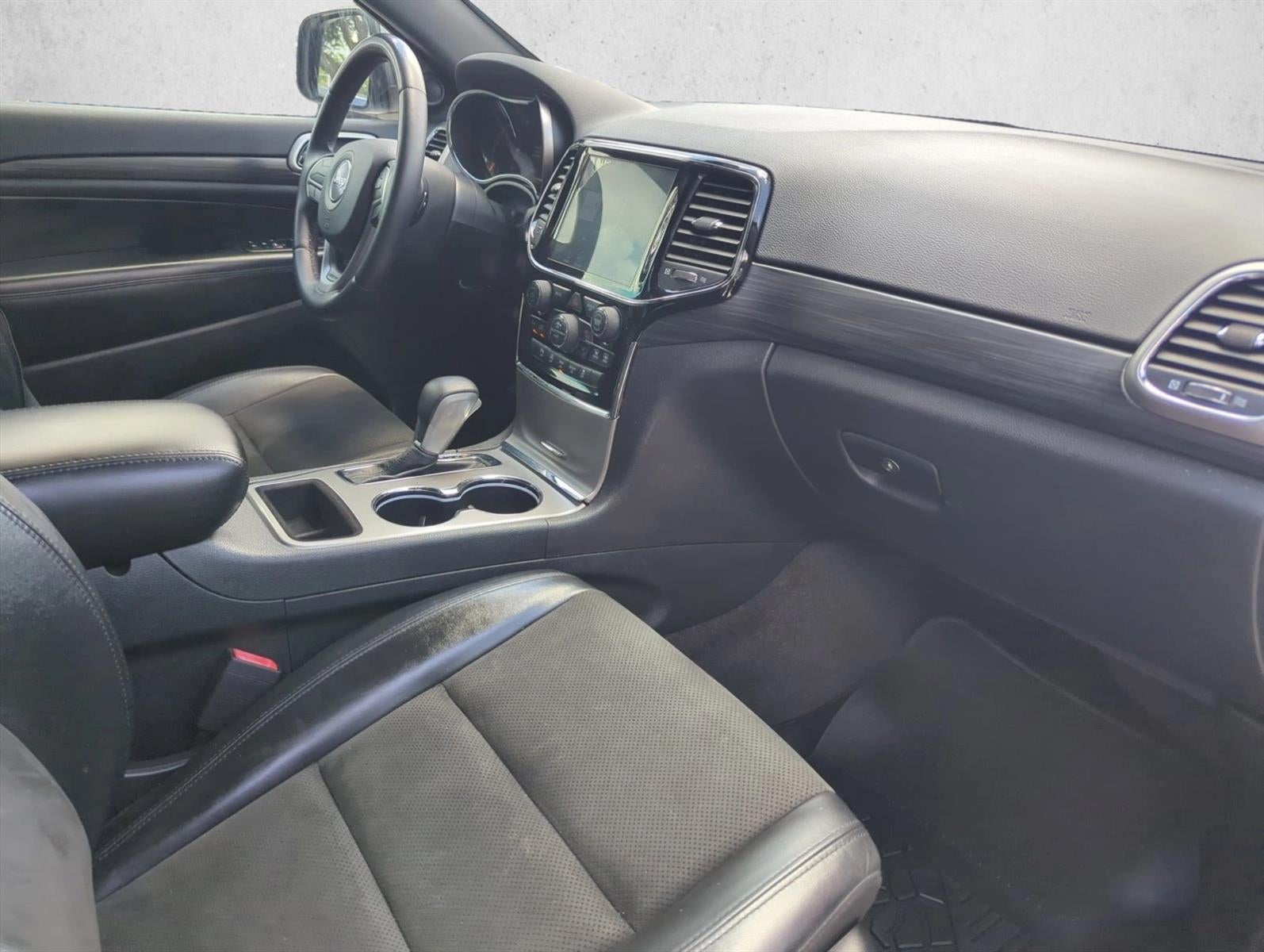 2019 Jeep Grand Cherokee Altitude 4x2