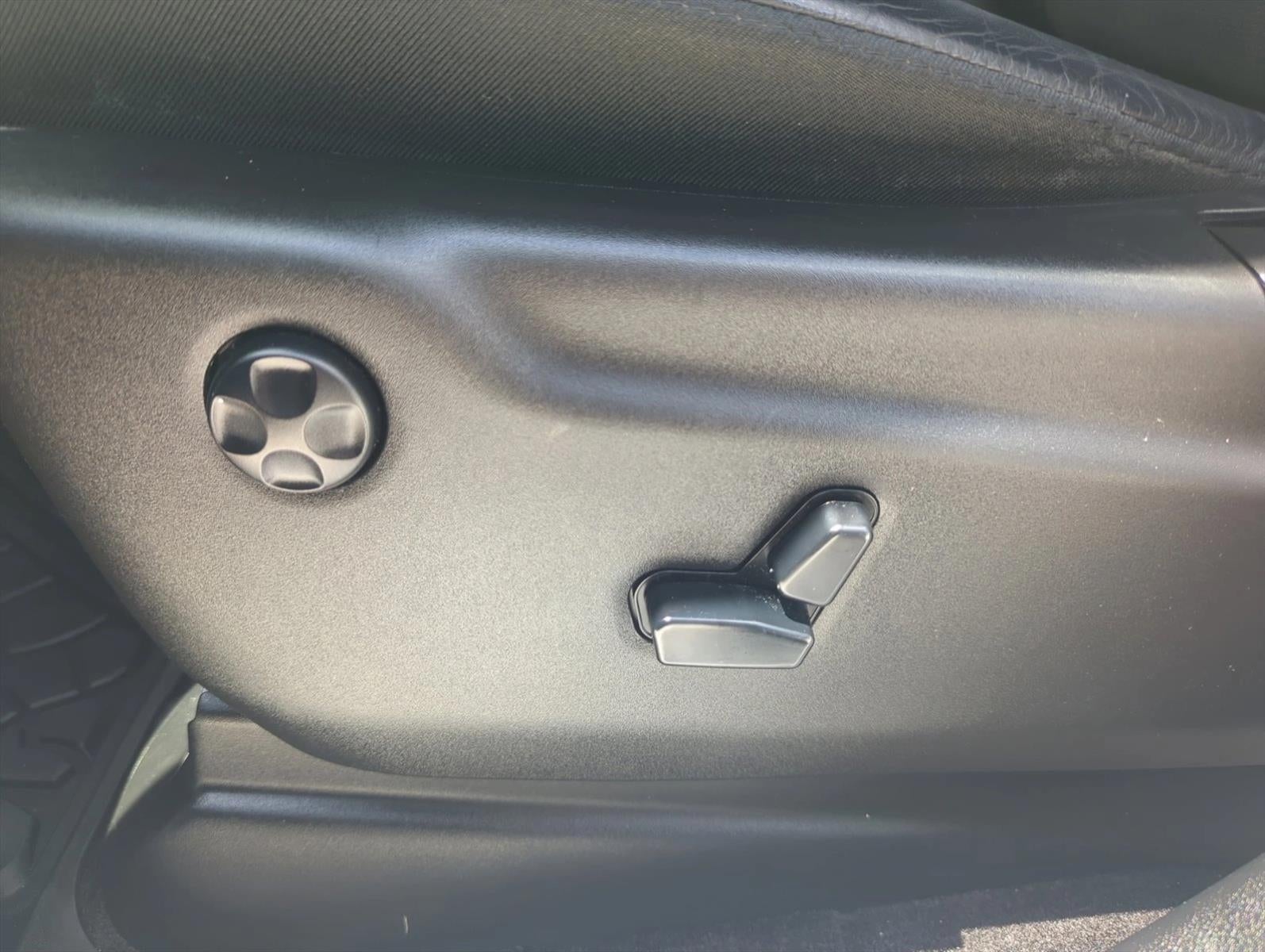 2019 Jeep Grand Cherokee Altitude 4x2